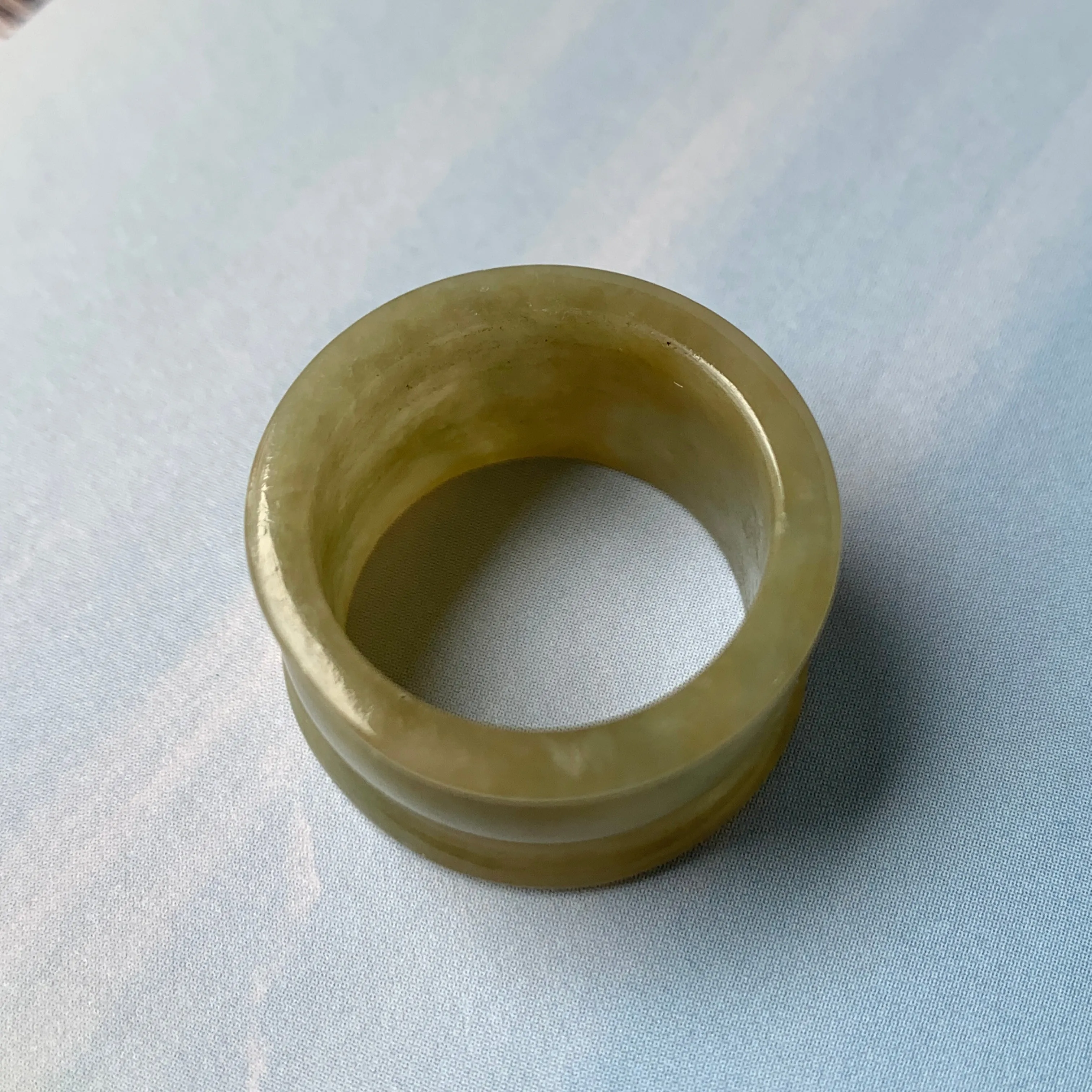 19.3mm A-Grade Natural Yellowish Green Jadeite Archer Ring Band No.161586