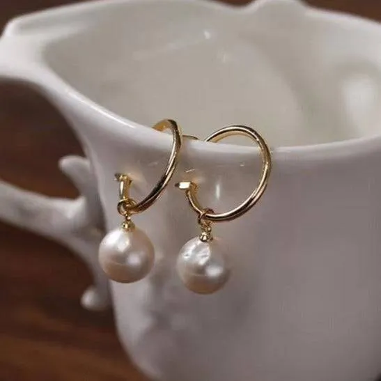 Baroque Pearl Hoop Earring