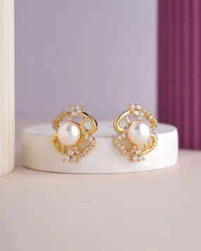 Beautiful Stud Pearl Earring