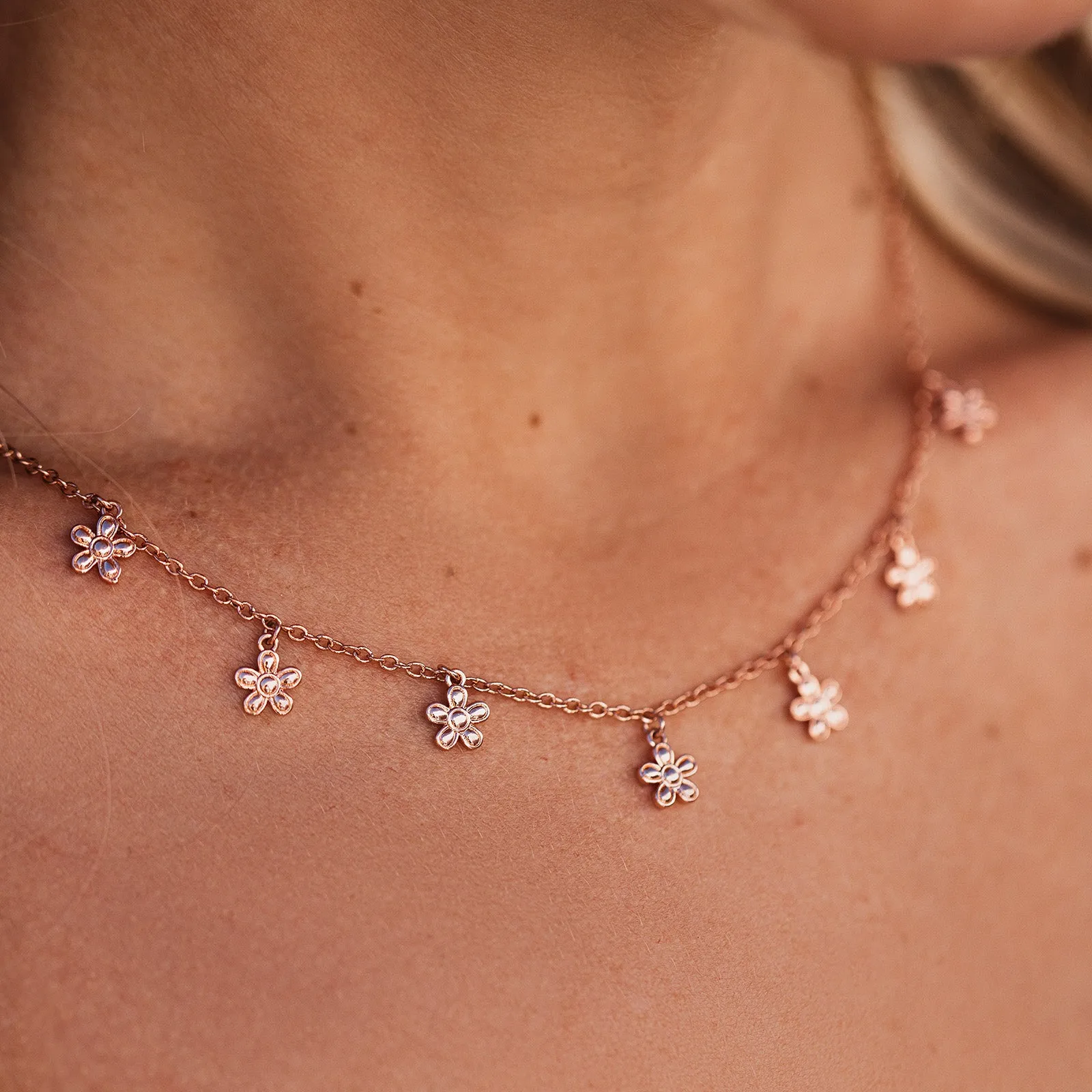 Bitty Daisies Choker